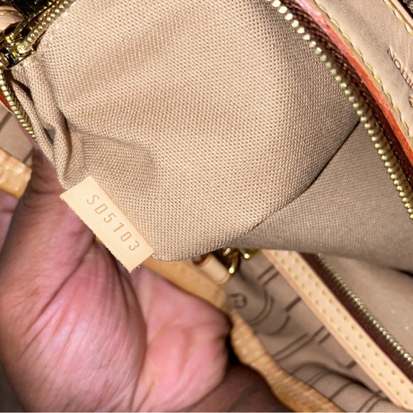 Louis Vuitton Delightful MM - Picture 13 of 13